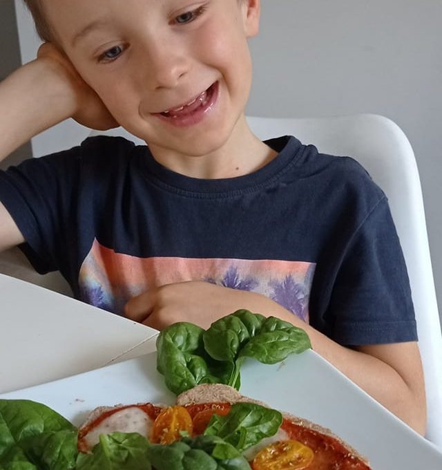 Pizza z patelni czyli ekspresowa przekąska na mały głód :)